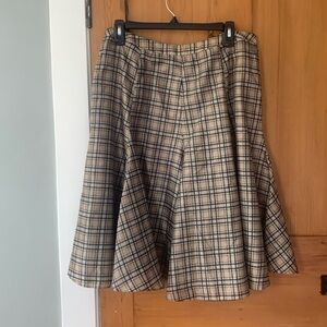 Size 6 vintage Betsy Johnson flared skirt with side zipper